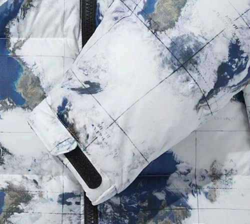 The North Face 1996 Retro Nuptse Down Jacket Mountain Print Black Collar
