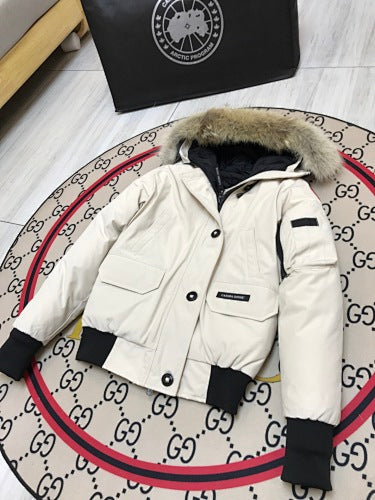 Canada Goose Chilliwack Bomber Down Jacket Cream White Fur Hood
