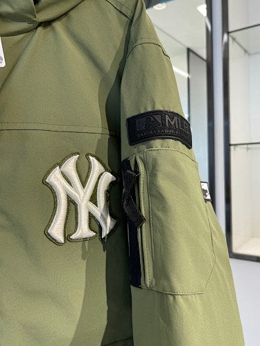 MLB NY Yankees Olive Green Military Fur Trim Hooded Parka