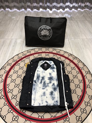 Canada Goose Black Freestyle Crew Down Vest