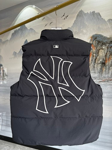 MLB New York Yankees Black Down Vest