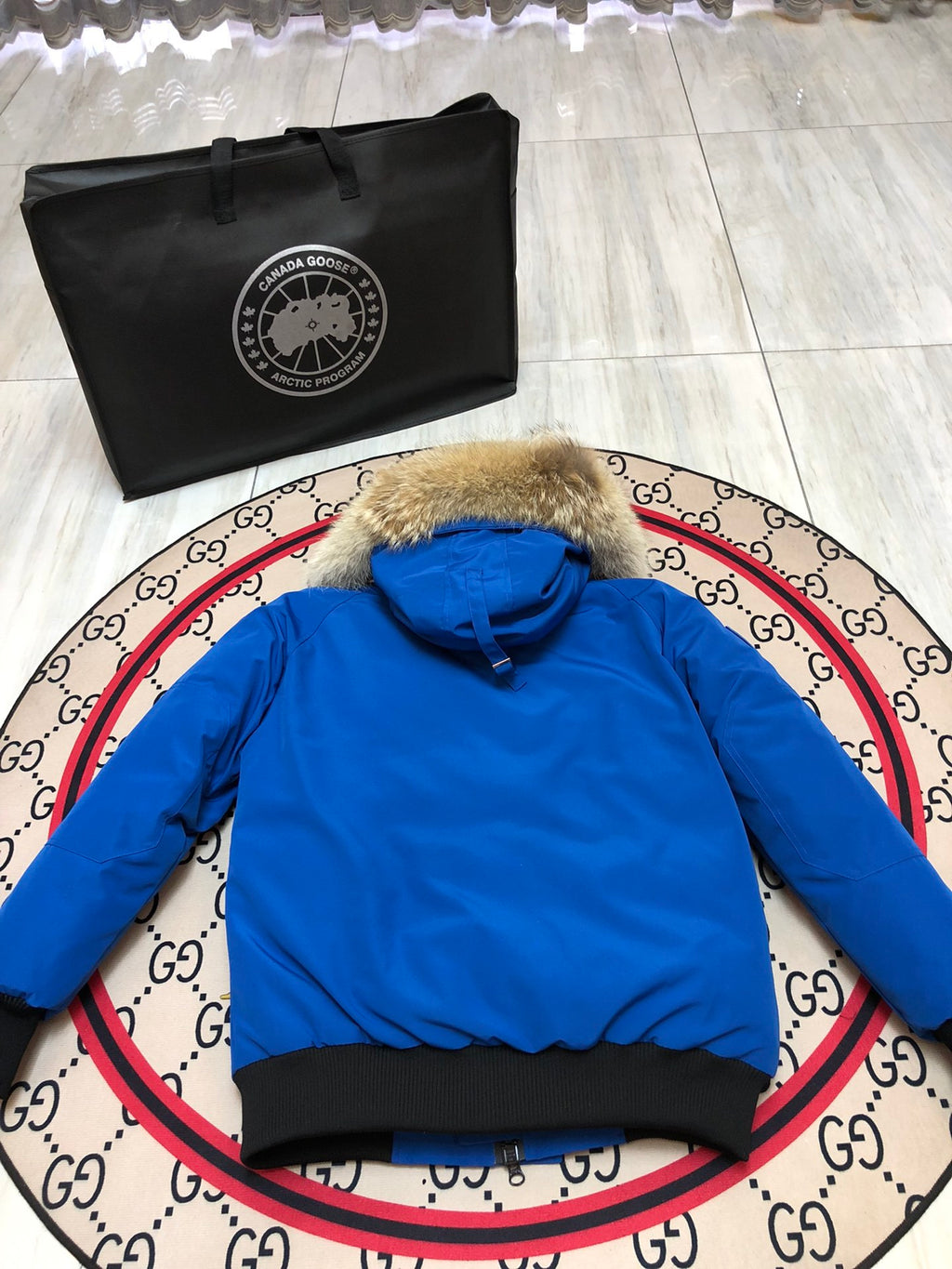 Canada Goose Chilliwack Bomber Down Jacket Royal Blue Fur Hood