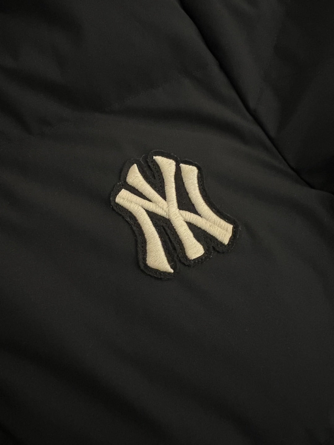 MLB New York Yankees Long Hooded Down Coat Black