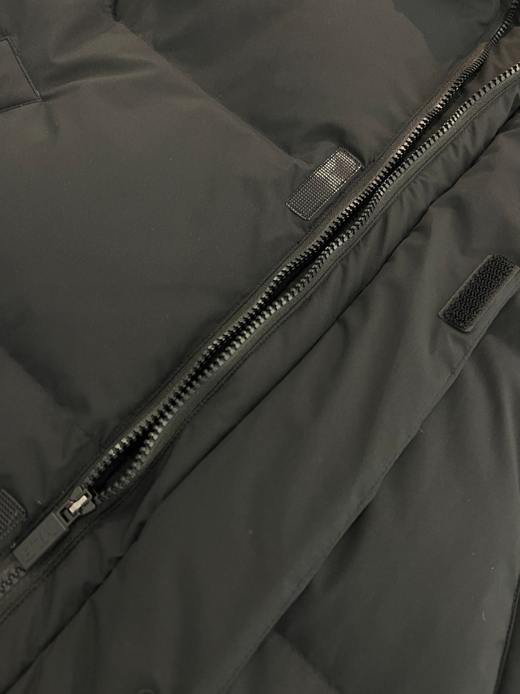 MLB New York Yankees Long Hooded Down Coat Black
