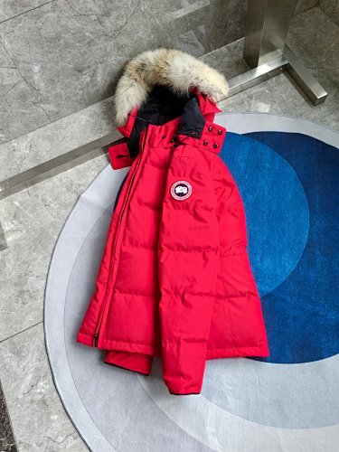 Canada Goose Wyndham Parka Down Jacket Red Fur Hood